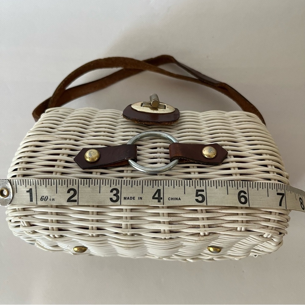 Vintage Mini White Wicker Bag - Picture 9 of 10